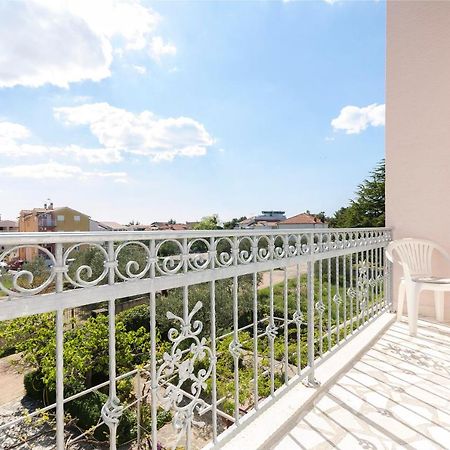 Apartment And Rooms Ema Βόντιτσε Εξωτερικό φωτογραφία