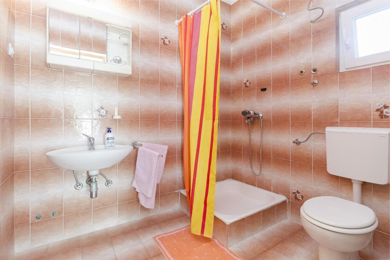 Apartment And Rooms Ema Βόντιτσε Εξωτερικό φωτογραφία