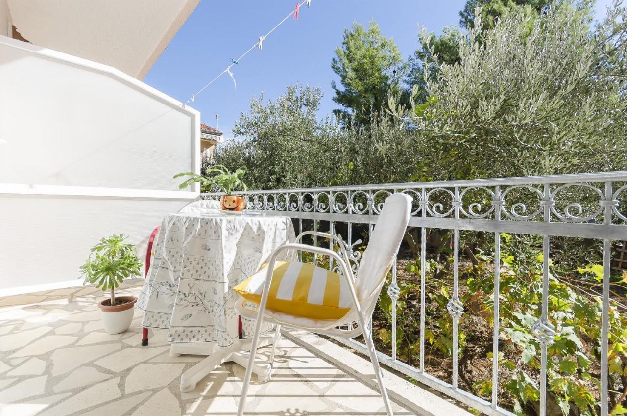 Apartment And Rooms Ema Βόντιτσε Εξωτερικό φωτογραφία