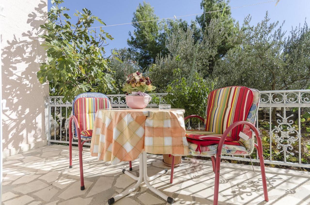 Apartment And Rooms Ema Βόντιτσε Εξωτερικό φωτογραφία