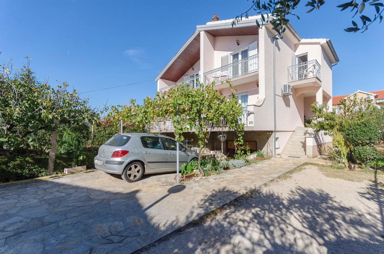 Apartment And Rooms Ema Βόντιτσε Εξωτερικό φωτογραφία